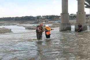 马龙谈穆雷&波普下半场因伤缺席：我们当然想赢 但我们着眼于大局